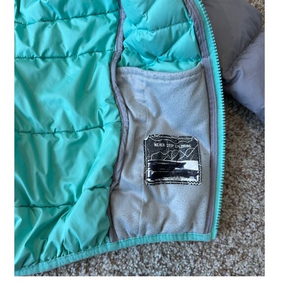 THE NORTH FACE Kids Down PUFFER COAT, SIZE 10-12, Gray & Teal - Picture 10 of 14